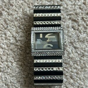 Jimmy Crystal New‎ York womens vintage swarovski crystal silver/black watch